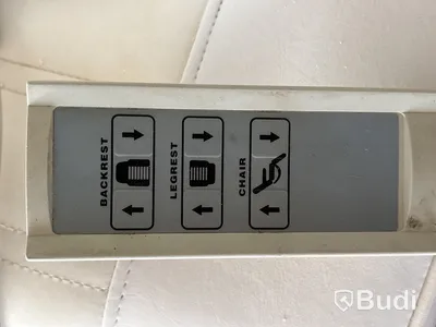 Behandlingsstol, höj- och sänkbar
