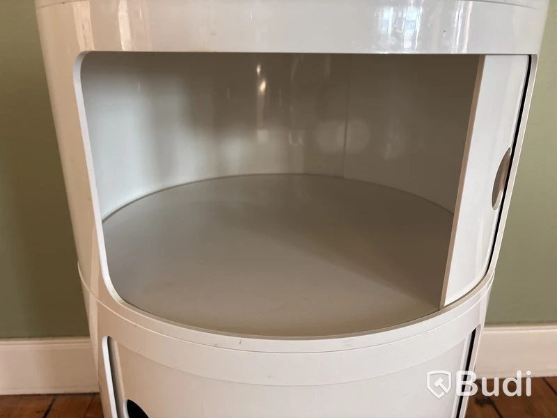 Byrå Kartell Binasco Milano: Design Anna Castelli