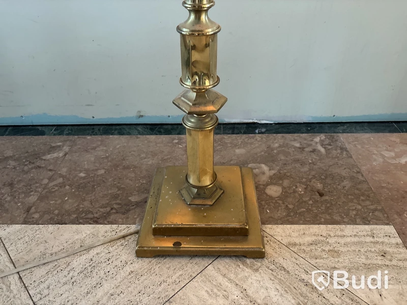 Golvlampa