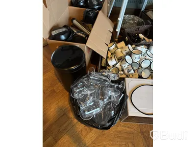 Parti med diverse köksredskap