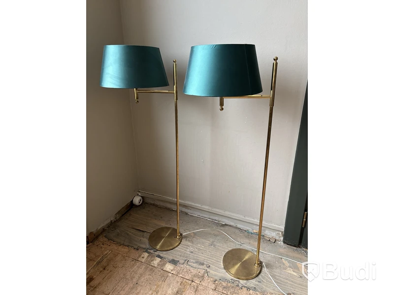 2 st. Golvlampor Ö
