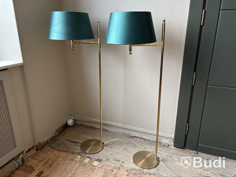 2 st. Golvlampor Ö