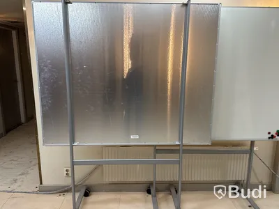 2 st. Whiteboard på hjul