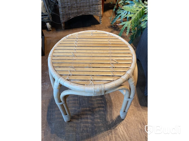 4 st. Pall/sidobord IKEA