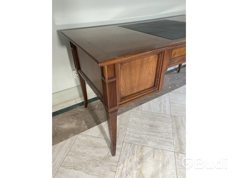 Skrivbord inkl. 2 st. stolar - Från Sinatrasviten på Grand Hotel Saltsjöbaden, rum 419