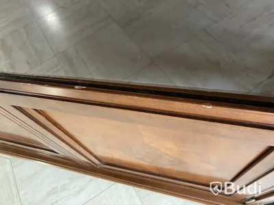 Bokhylla med glasdörrar - Från Sinatrasviten på Grand Hotel Saltsjöbaden, rum 419