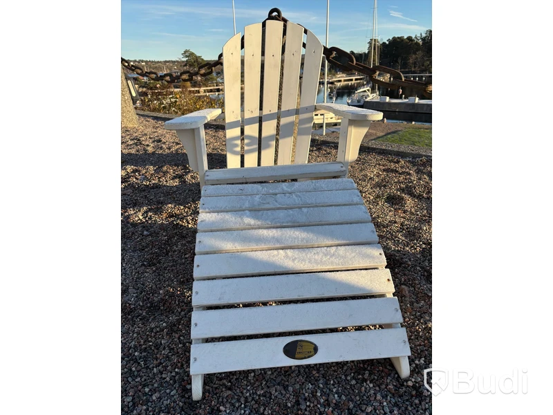 Fåtölj med fotpall Hillerstorp