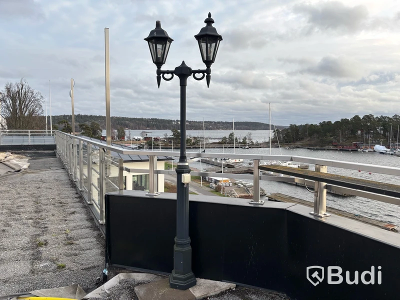 Lyktstolpe med 2 st. lyktor