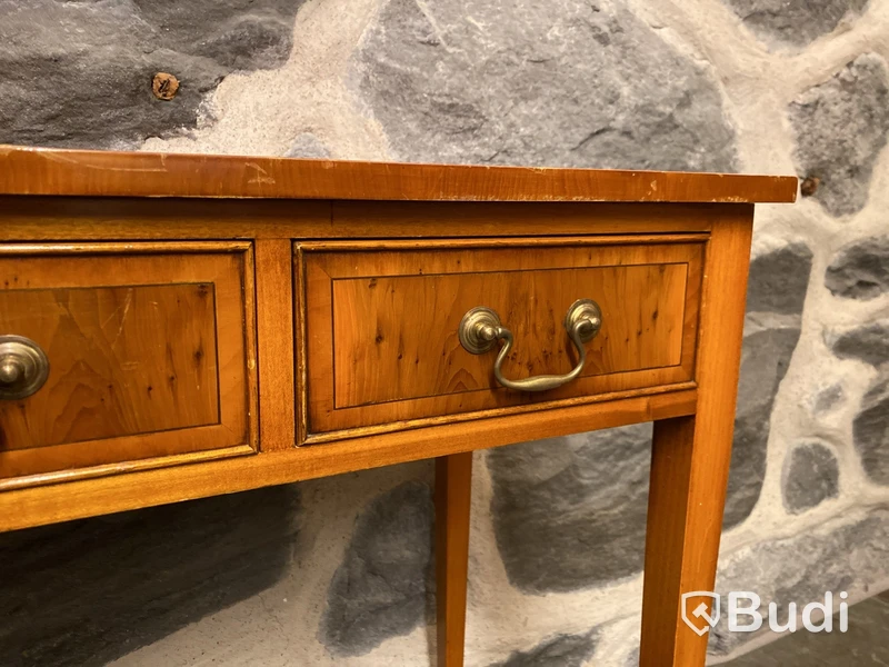 Sideboard Reprodux England
