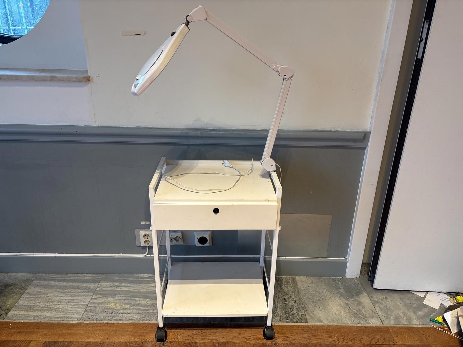 Lupplampa inkl. vagn