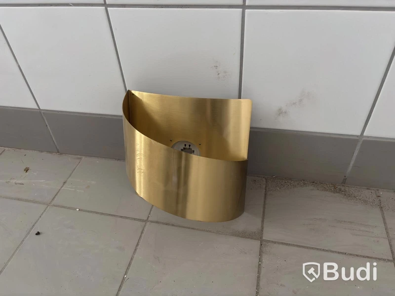 Vägglampa, Fagerhult ”Band”