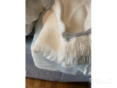 Parti med vita filtar, olika storlekar och material