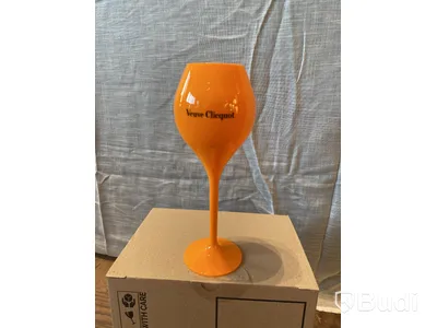6 st. Flutes Verve Clicquot, plast