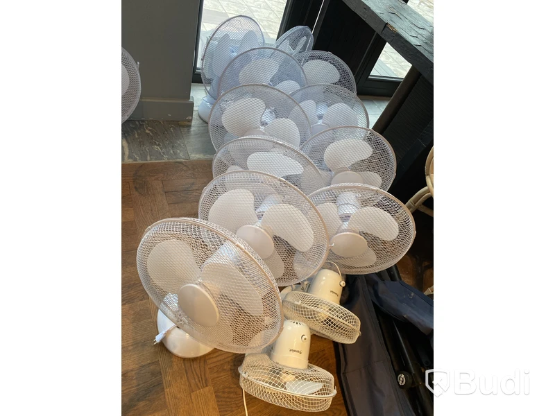 13 st. Fläktar, olika modeller och storlekar
