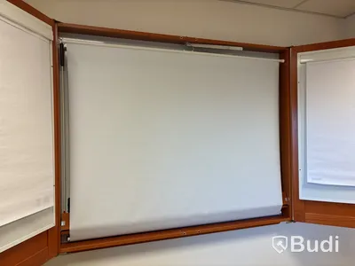 Whiteboard med projektorduk