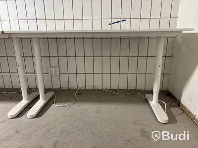 2 st. Skrivbord Ikea Bekant