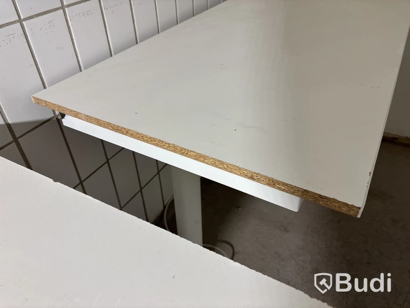 2 st. Skrivbord Ikea Bekant