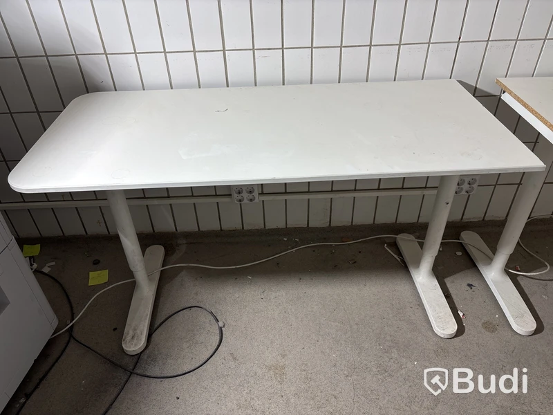 2 st. Skrivbord Ikea Bekant