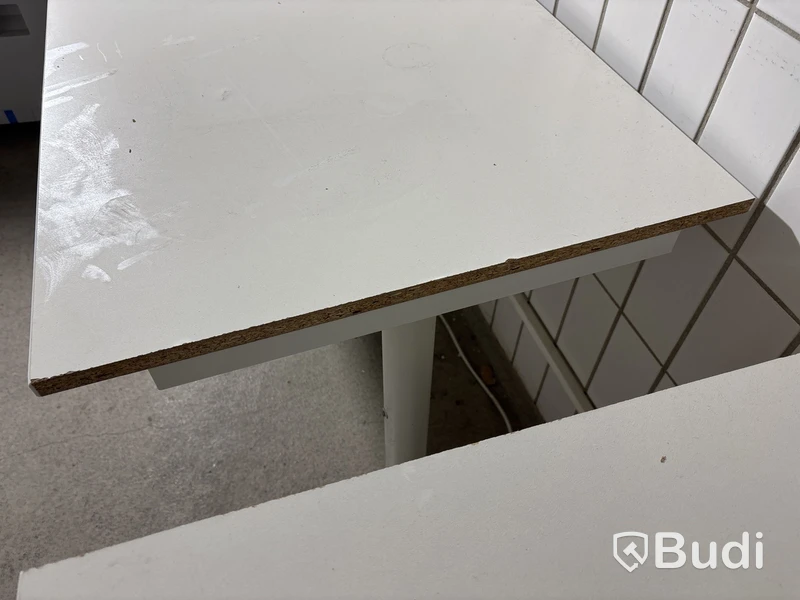 2 st. Skrivbord Ikea Bekant