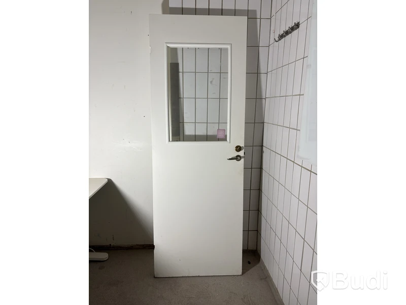 Innerdörr med fönster