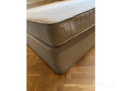 Säng Hypnos inkl. resårmadrass