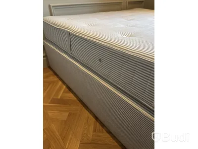 Säng Hypnos inkl. resårmadrass