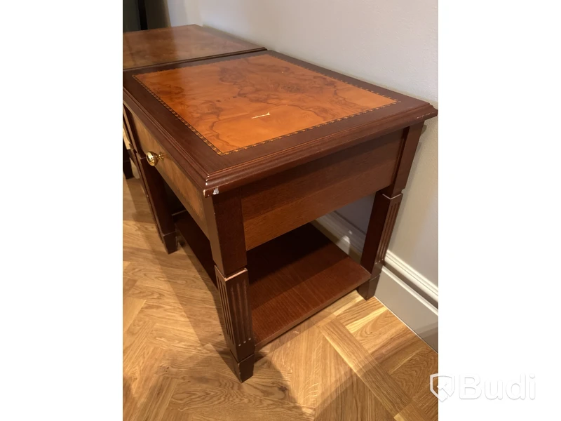 2 st. Sidobord Grange