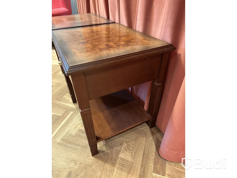 2 st. Sidobord Grange
