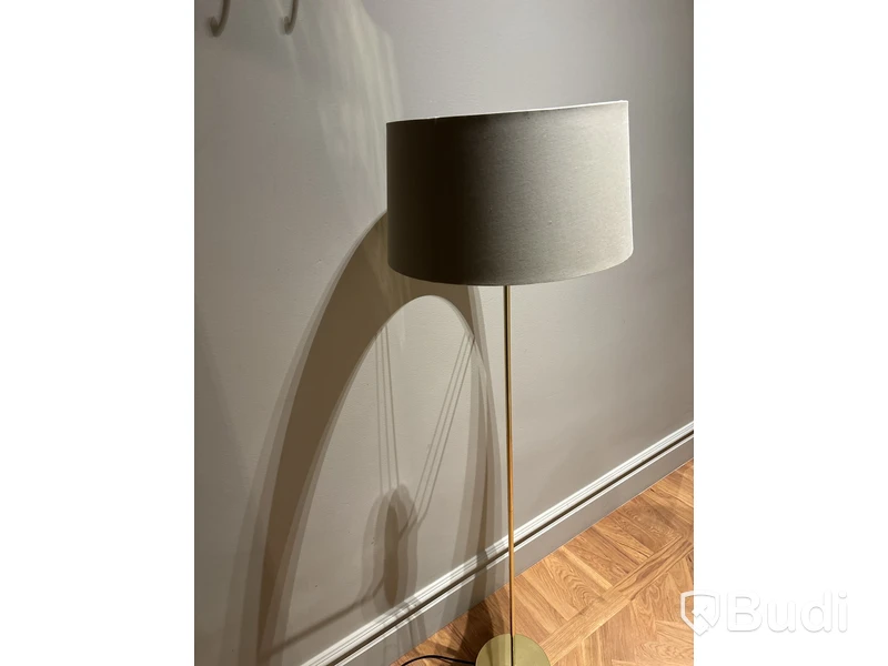 Golvlampa