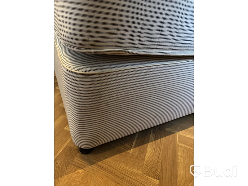 Säng Hypnos inkl. resårmadrass