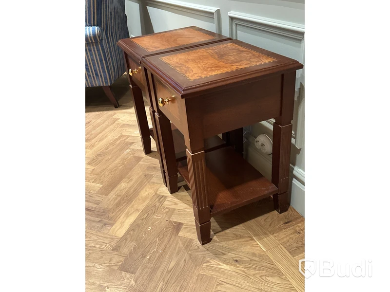 2 st. Sidobord Grange