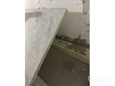 Kommod i marmor, inkl. blandare
