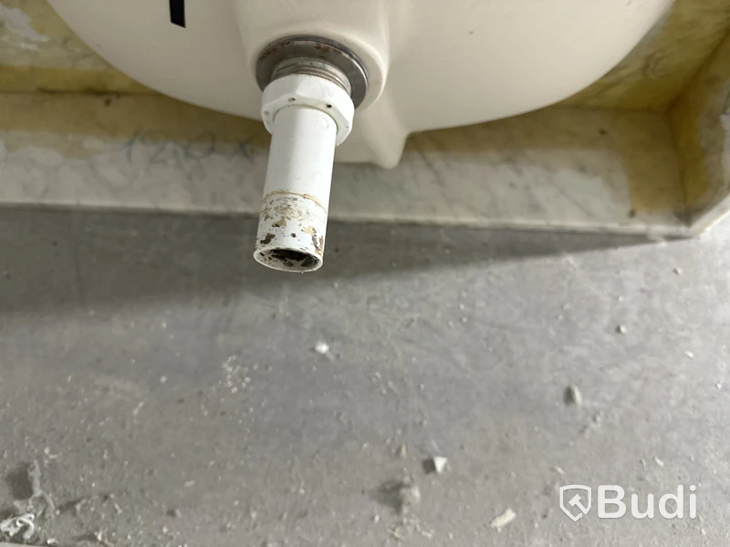 Kommod i marmor, inkl. blandare