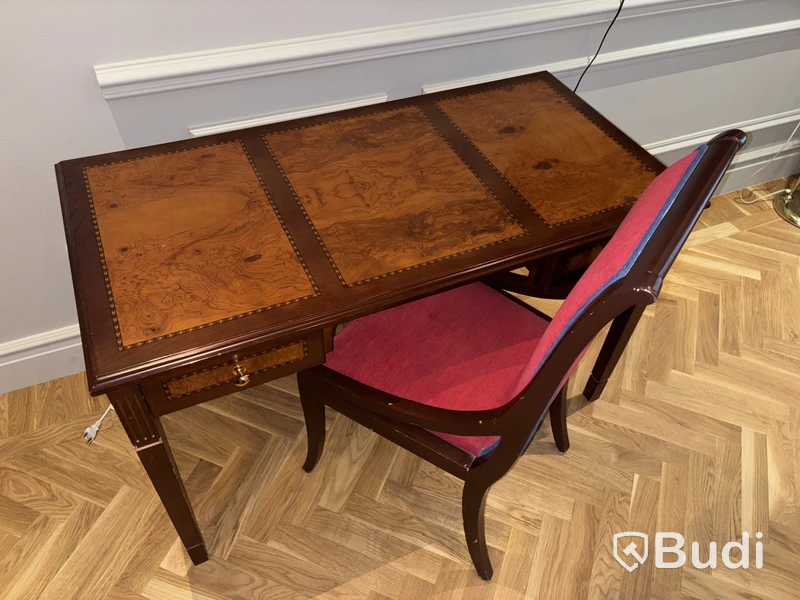 Skrivbord Grange och stol