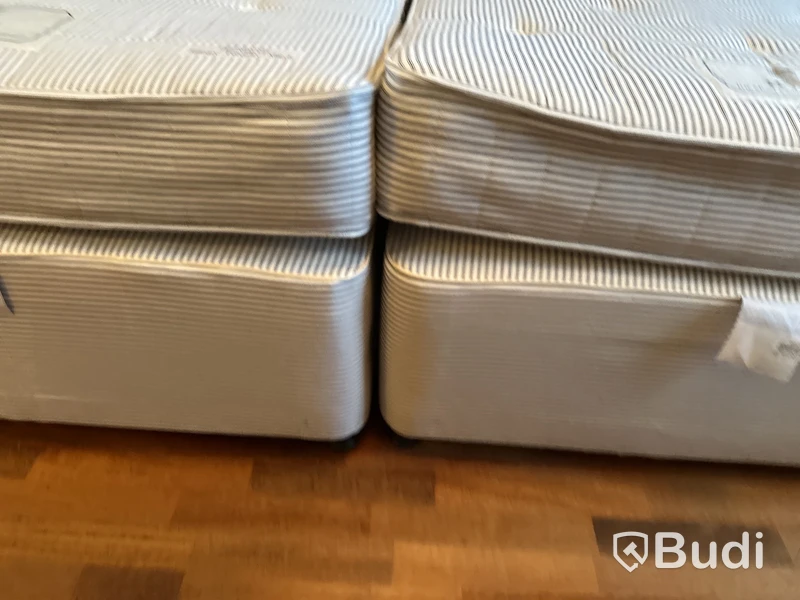 Dubbelsäng Hypnos inkl. bäddmadrasser