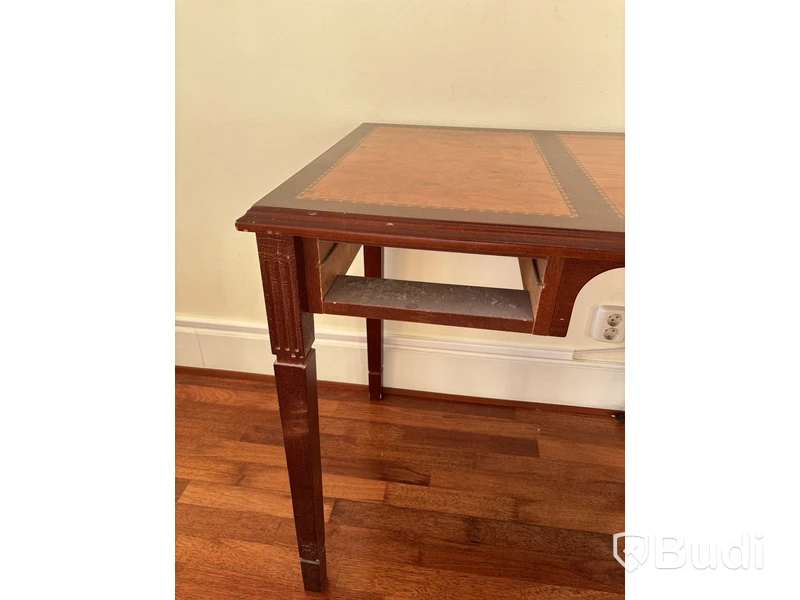 Skrivbord Grange  inkl. stol