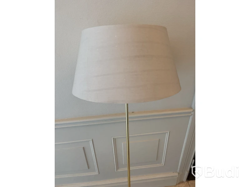 Golvlampa