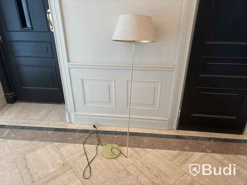 Golvlampa