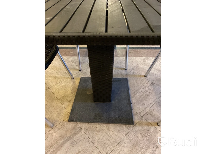 Bord för utomhusbruk, inkl. 4 st stolar