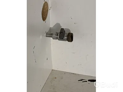 Serveringsbänk - underskåp, hyllor, inklusive marmorbänk och marmorskivor på väggen