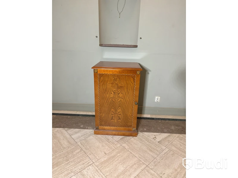 Skåp Decca, förberett för minibar