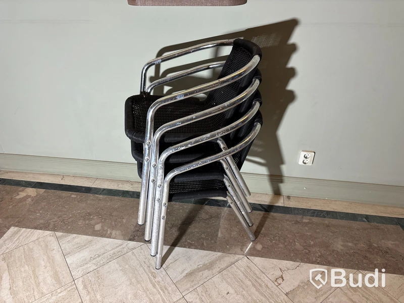 4 st. Stolar för utomhusbruk