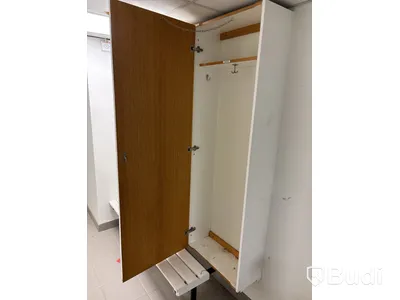 3 st. skåp med sittbänk