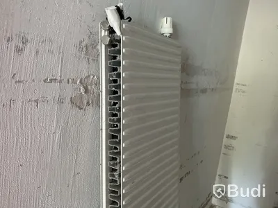 Radiator, panel radiator