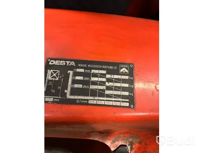 Desta 3,5 t dieseltruck ifrån 2002