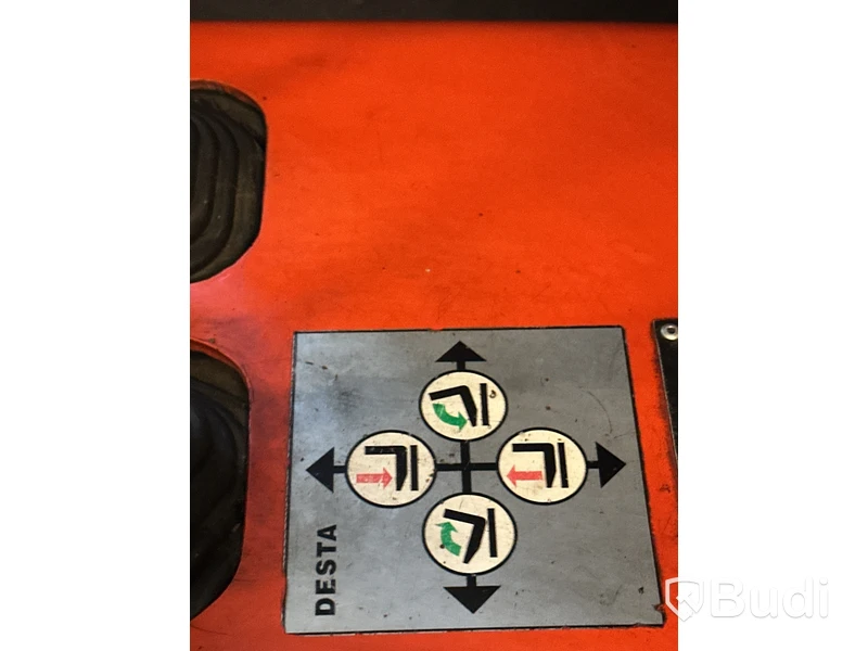 Desta 3,5 t dieseltruck ifrån 2002
