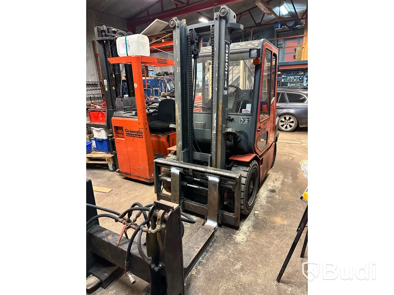 Desta 3,5 t dieseltruck ifrån 2002