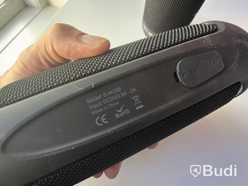 2 st.Högtalare Voxicon S-W25B Bluetooth