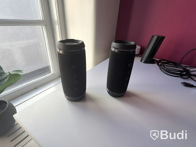 2 st.Högtalare Voxicon S-W25B Bluetooth