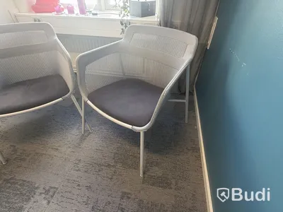 2 Chairs